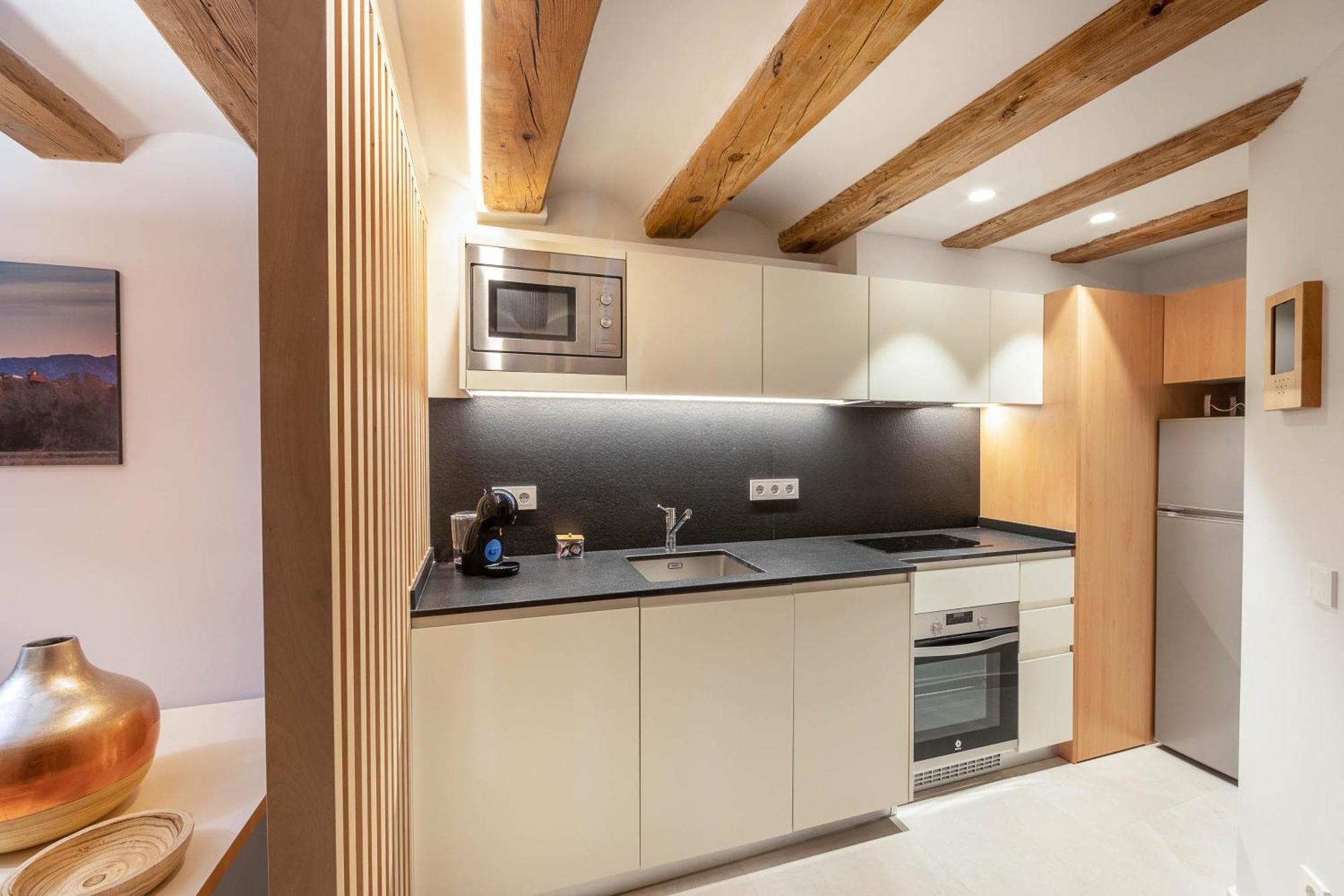 C&C Apartments 피게레스 외부 사진